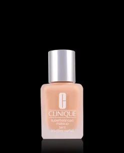 Clinique Superbalanced Makeup CN 42 Neutral 30 ml